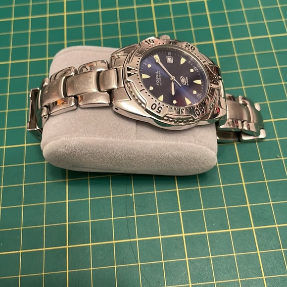 Fossil Blue 3-Hand Date Stainless Steel Men’s Watch - Picture 8 of 12